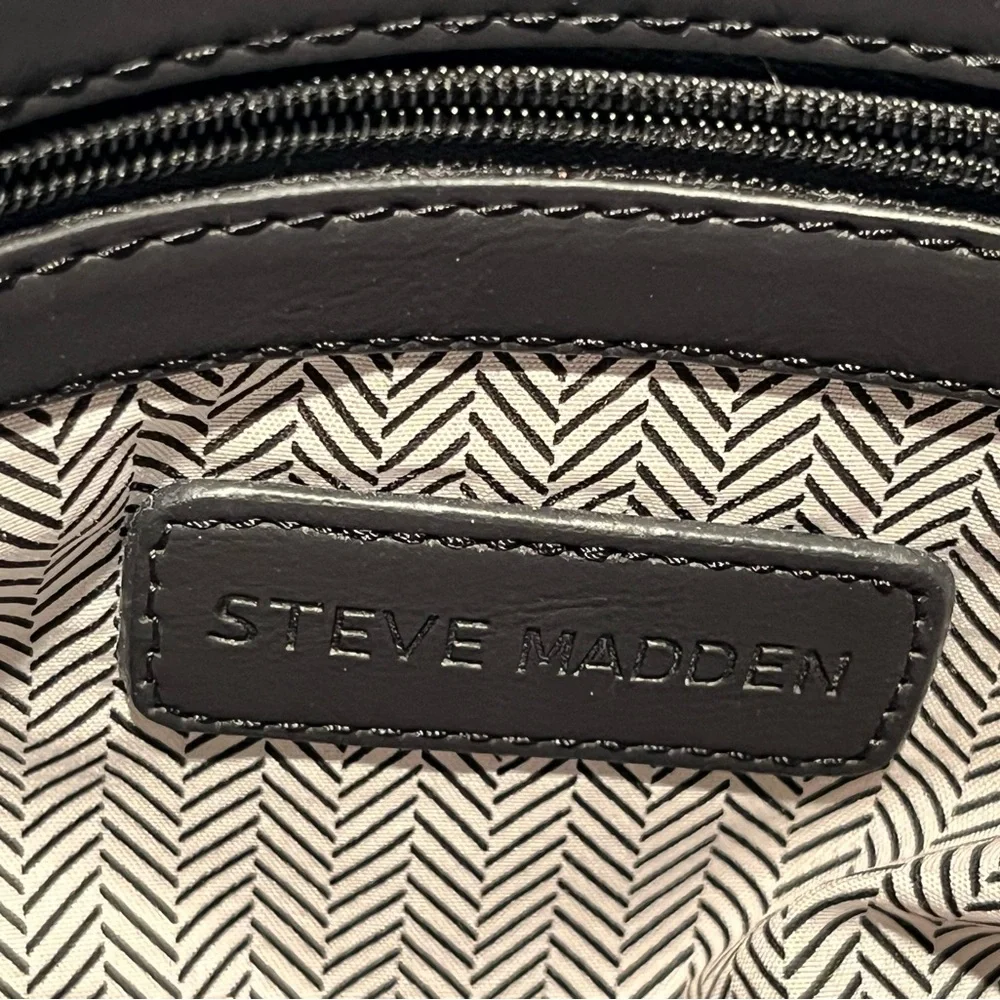 NWOT Steve Madden Black, Blue, and Cream Crossbody Bag - Picture 9 of 13